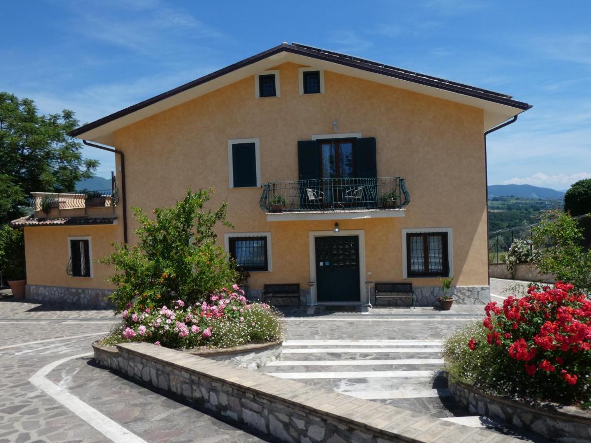 I Due Melograni Agriresort Tarano Zewnętrze zdjęcie