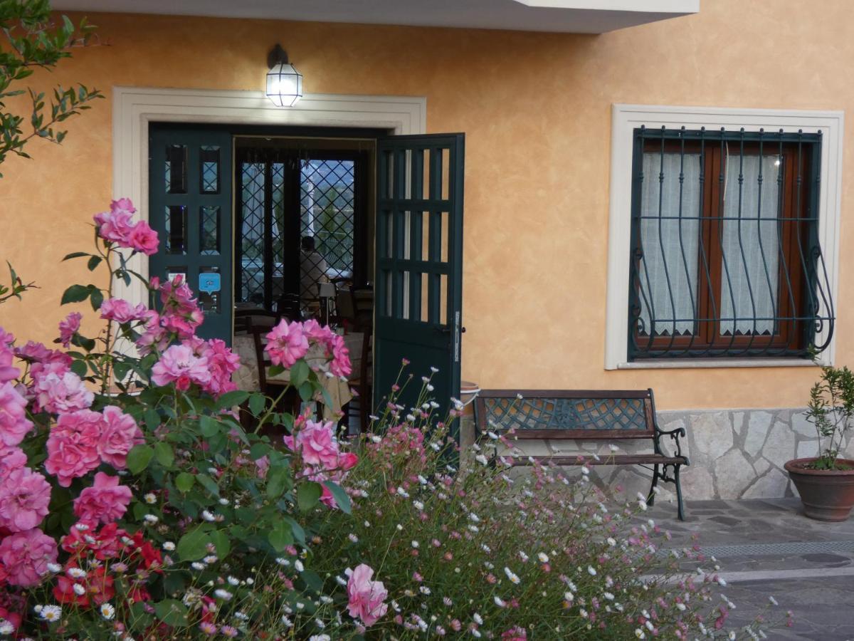 I Due Melograni Agriresort Tarano Zewnętrze zdjęcie